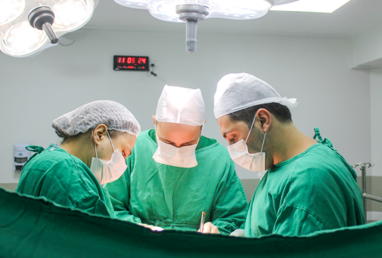 Hospital Santo Antônio realiza a primeira cirurgia com HIPEC habilitada pelo SUS em Santa Catarina