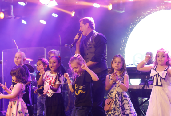 Hospital Santo Antônio realiza 4ª edição do Jantar Dourado em prol de crianças e adolescentes que lutam contra o câncer